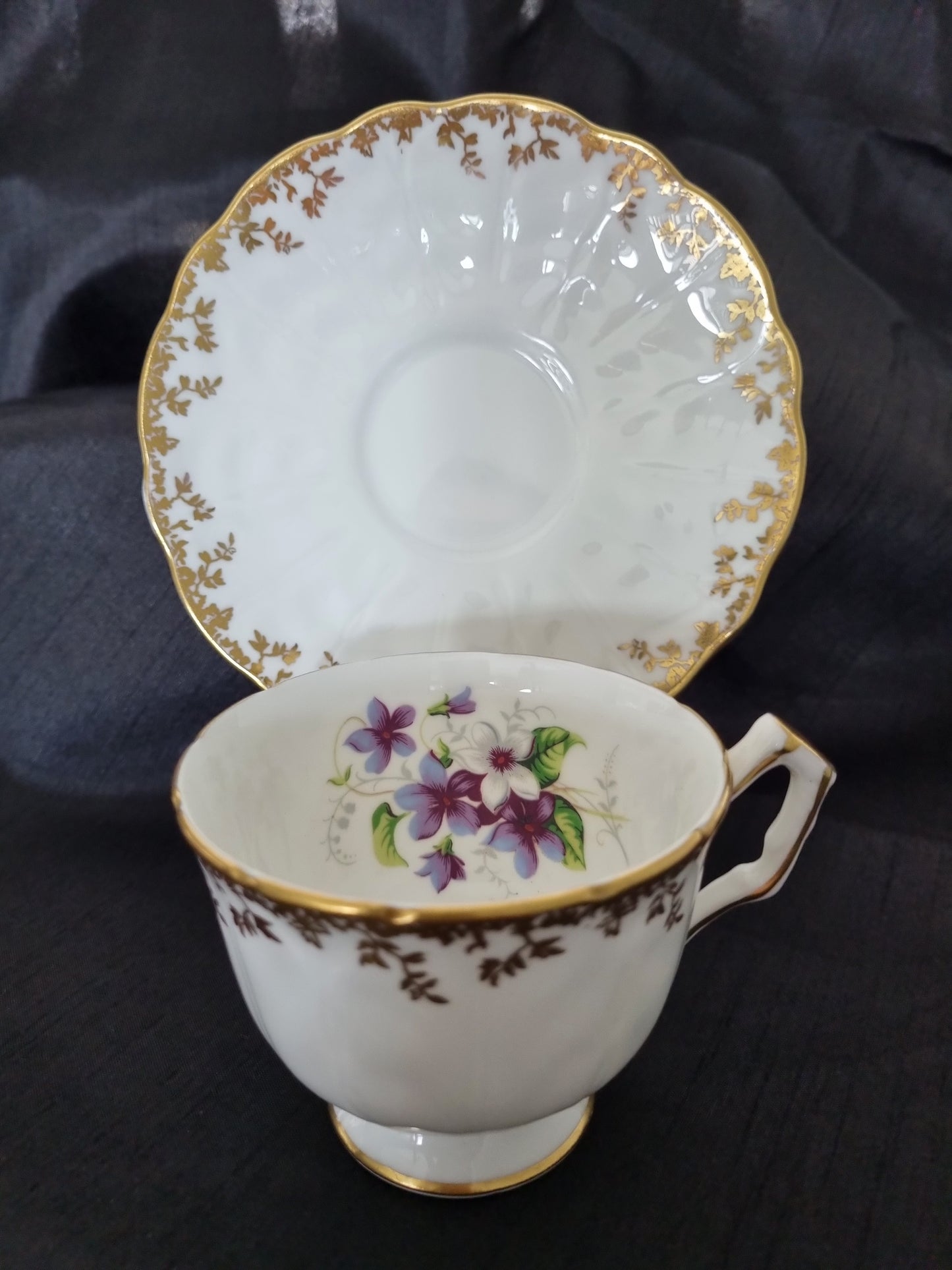 Ansley Vintage Tea Cup and Saucer With Gold Rim